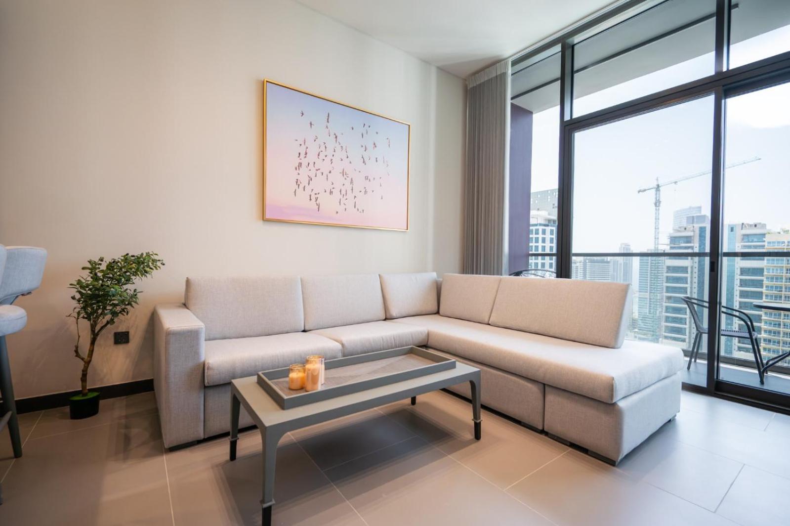 High Floor With Marina View Apartment *