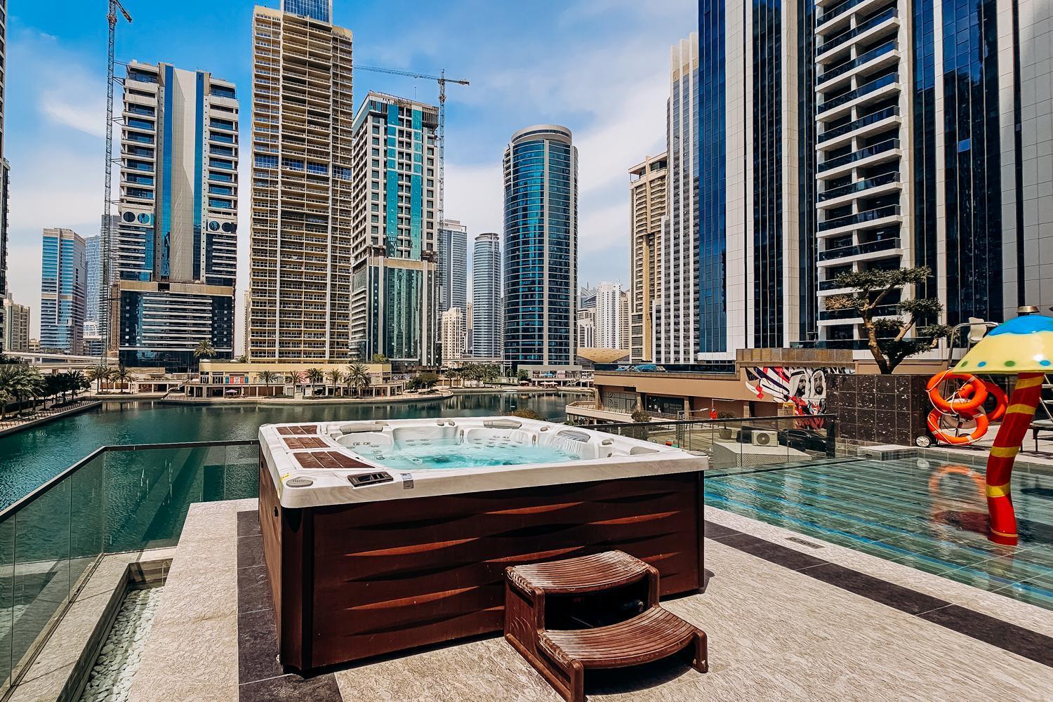 High Floor With Marina View Apartment *